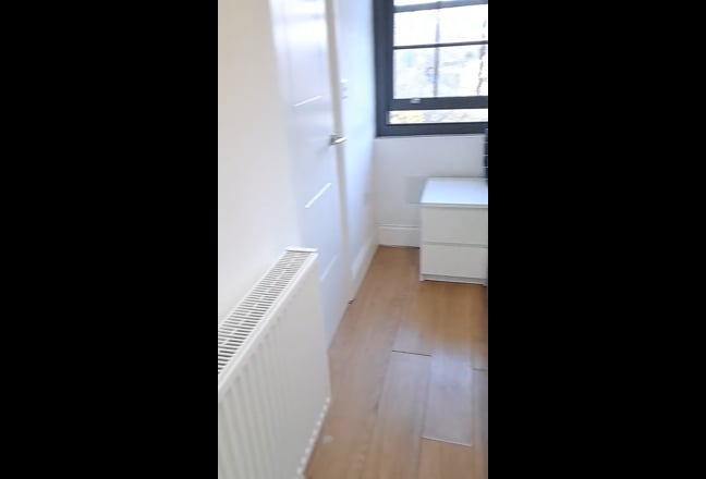 Video 1: Ensuite