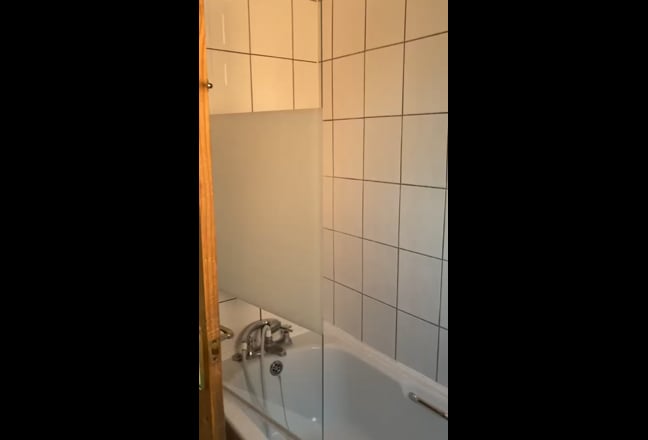 Video 1: double bedroom 1
