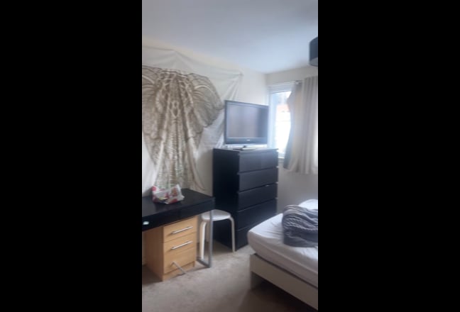 Room for rent in bedminster  Main Photo