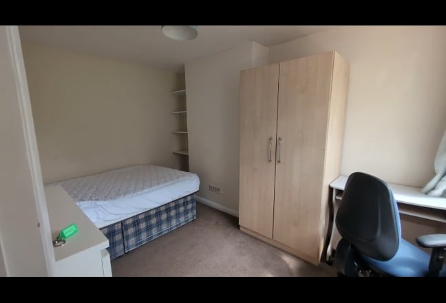 All-Inclusive Double Bed Student Room Main Photo