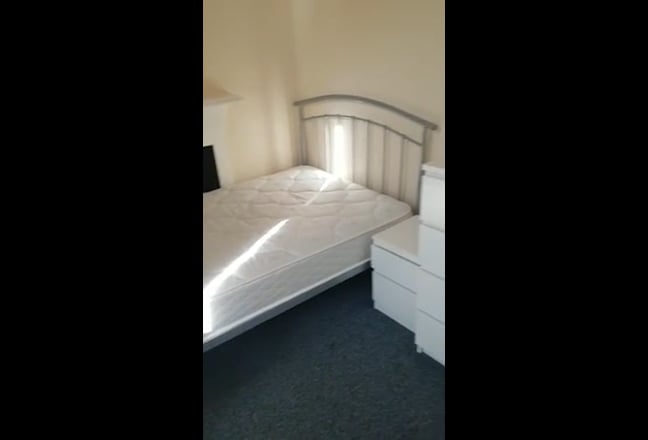Doubles Room In Bournemouth town centre  Main Photo
