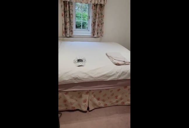 Double room in country house, large garden. Main Photo