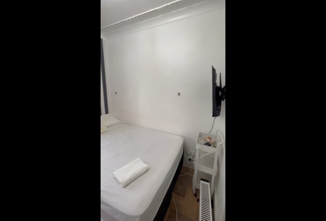 Short let Furnished 1 bedroom Notting Hill flat Main Photo
