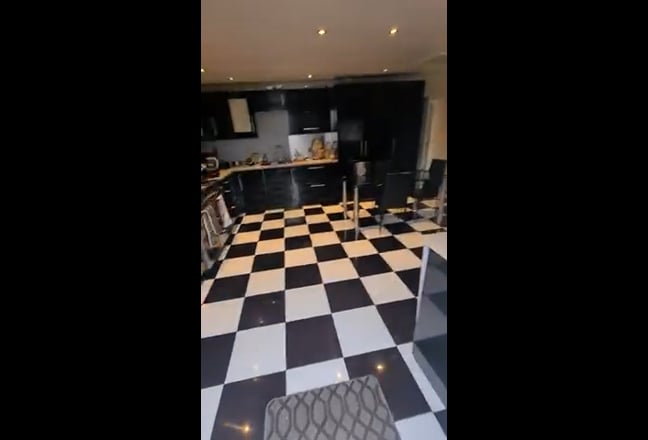 Luxury shared accommodation  Main Photo