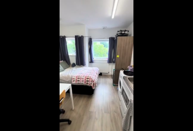 🏡 Furnished Studio Apartment - Headington ✨ Main Photo