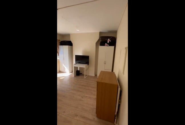Double Room Near Liverpool St/Whitechapel  Main Photo