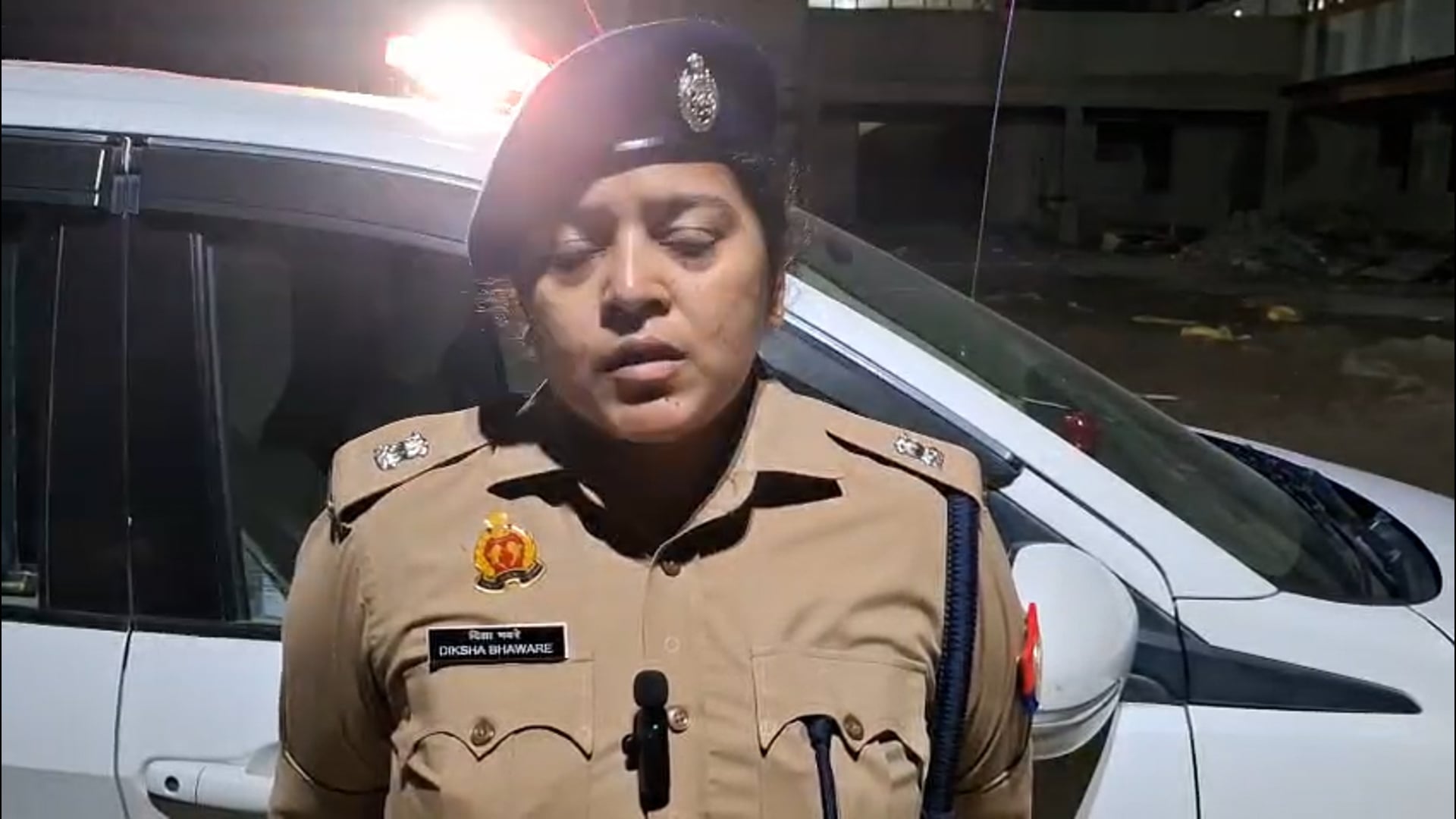 थाना पुवायां क्षेत्रान्तर्गत ग्राम सबलापुर में पारिवारिक विवाद के दौरान दो पक्षों में हुई मारपीट में बीच-बचाव कर रहे एक व्यक्ति के चोटिल होने तथा उपचार के दौरान उसकी मृत्यु होने की घटना एवं पुलिस द्वारा की गई कार्यवाही के संबंध में अपर पुलिस अधीक्षक ग्रामीण की बाइट।