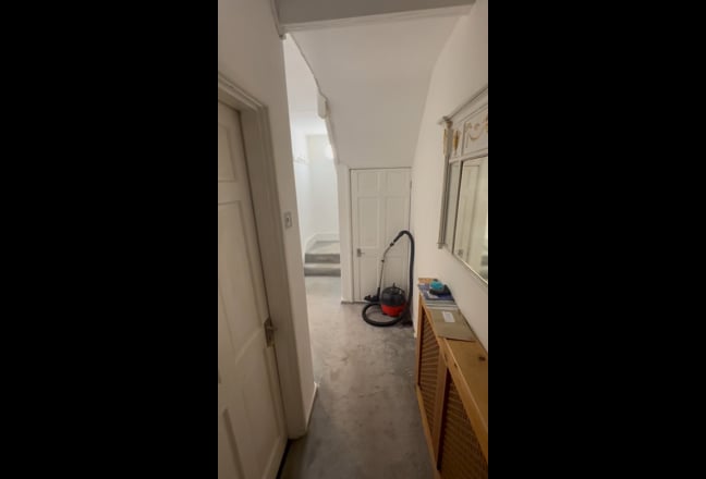 W12|just a short walk from imperial|2 bathroom Main Photo