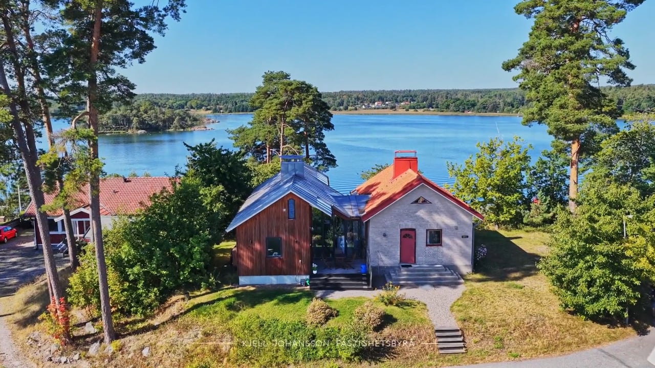 5 rum Villa på Oaxen 29 Oaxen sjöutsikt Södertälje kommun - video