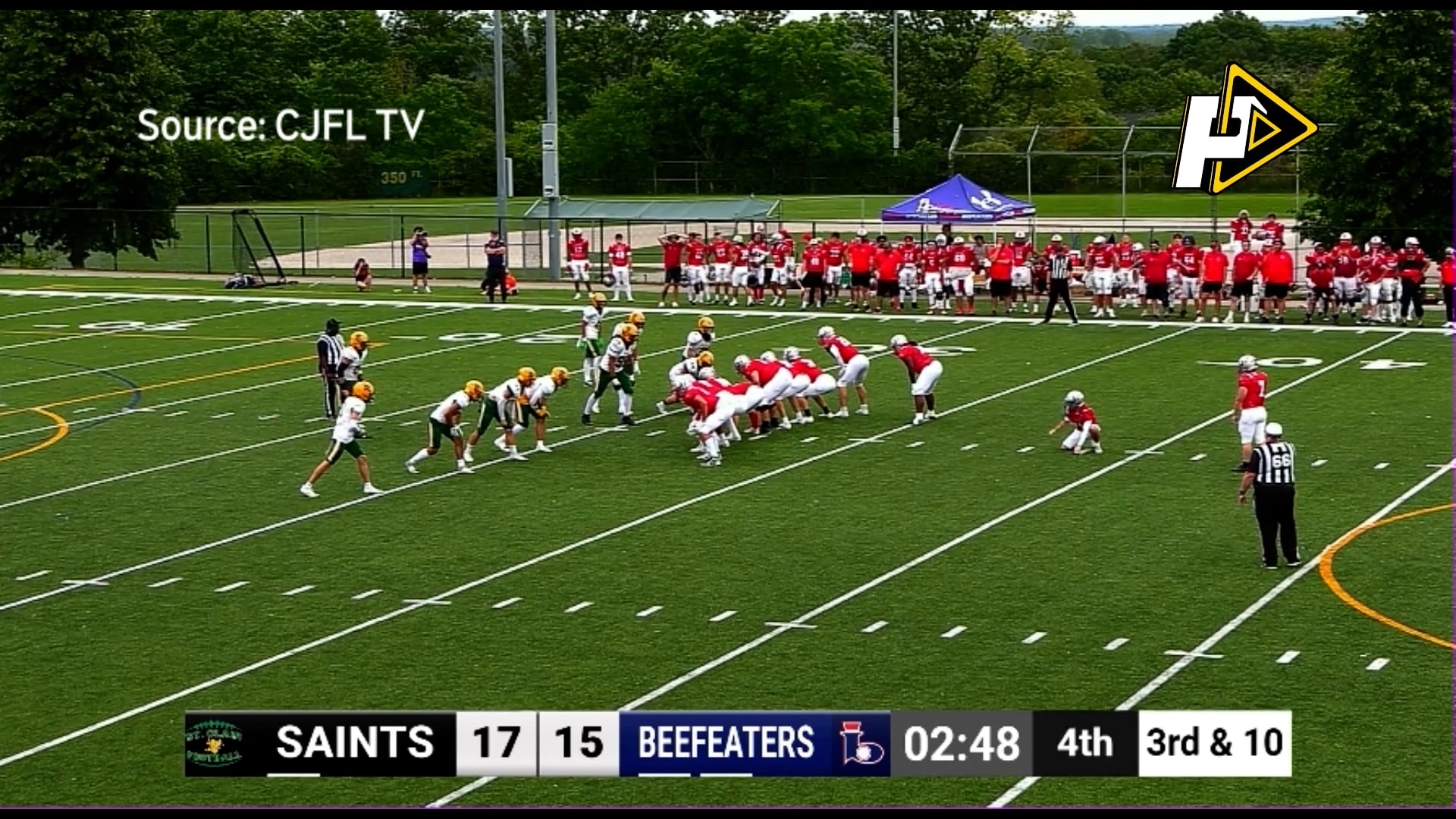 St. Clair edges out London to go 3-0