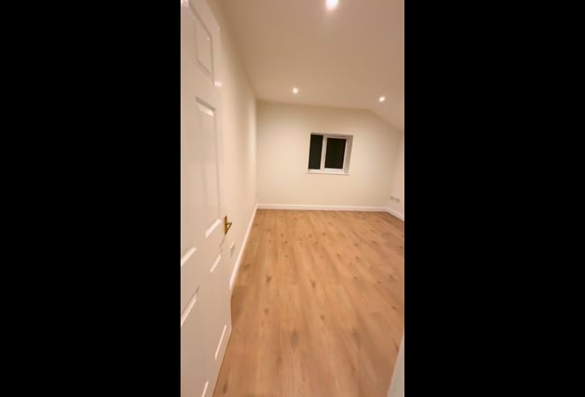 1 Bed Flat, Sutton Road, St AlbansAL1 Main Photo