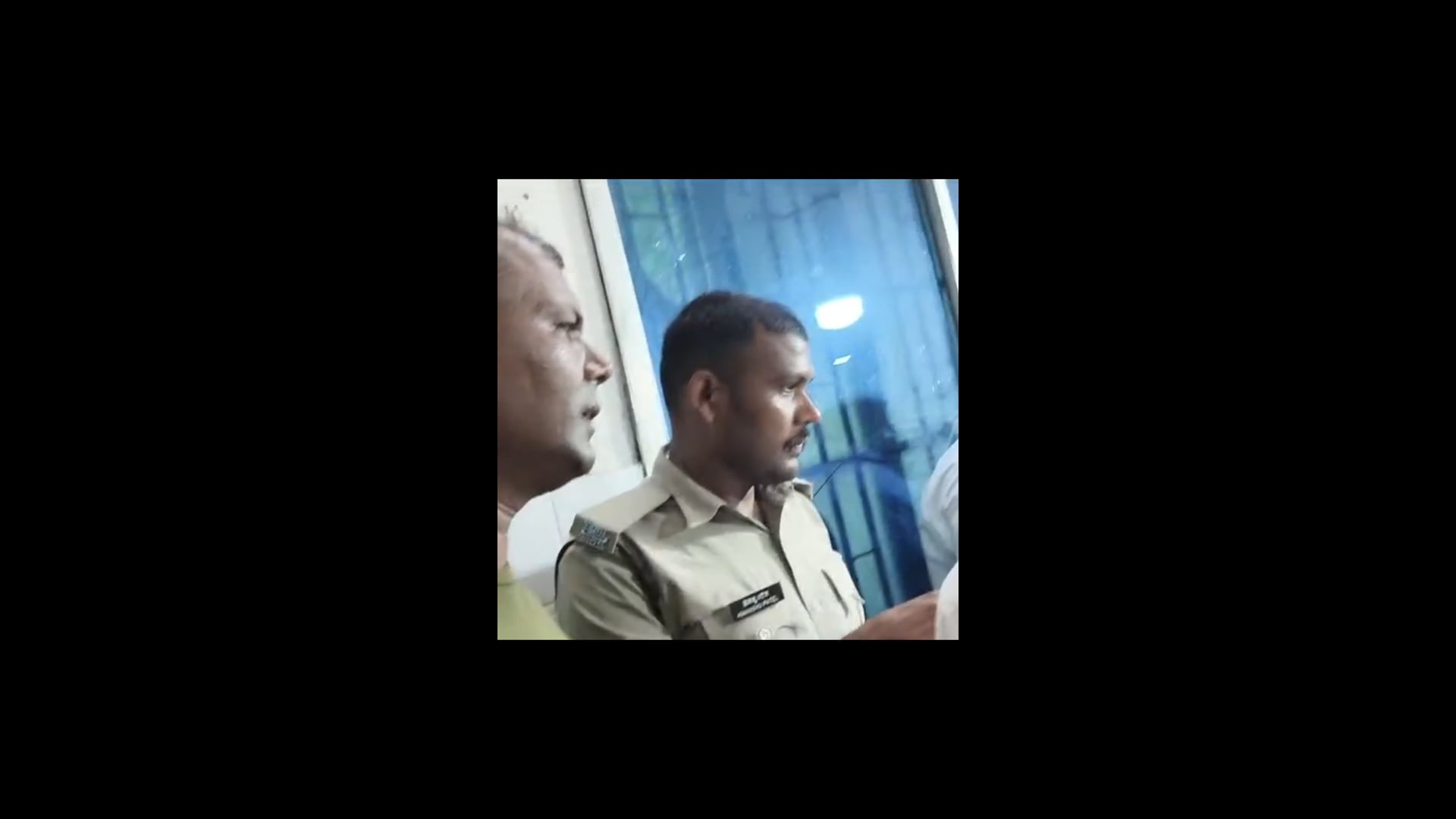 बाइक और टेंपो की टक्कर में एक व्यक्ति गंभीर रूप से जख्मी प्राथमिक उपचार के बाद रेफर