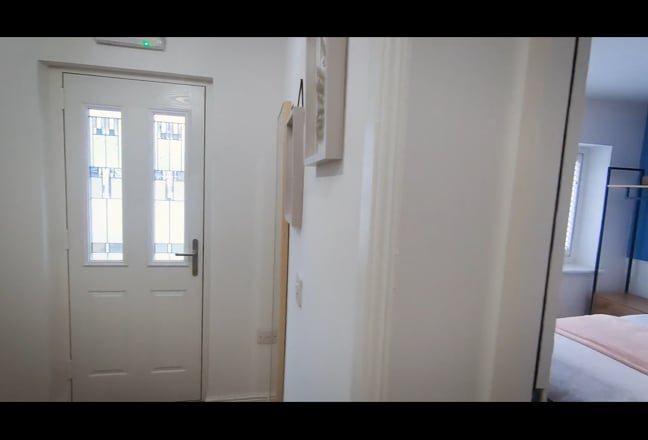Rooms to rent in a modern, newly refurbished house Main Photo