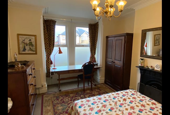 Video 1: Downstairs flat front bedroom