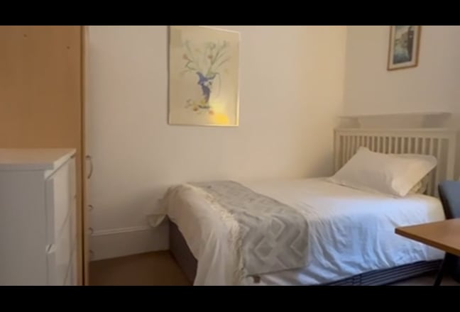 A home in Fulham for a lovely  flatmate! Main Photo
