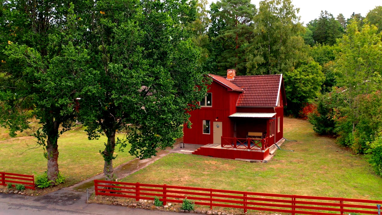 74 m² Villa på Vagngatan 5 Frinnaryd Aneby kommun - video