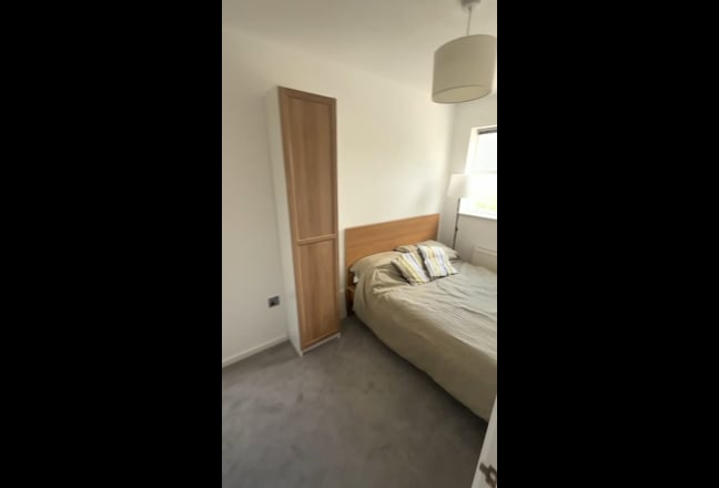 Double Room in Deer Park  Main Photo