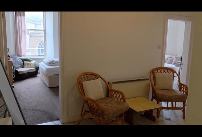 Fully Furnished Accommodation – Prime City Centre  Main Photo