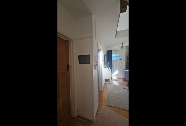 Large Dbl Room in a house close to City Centre Main Photo