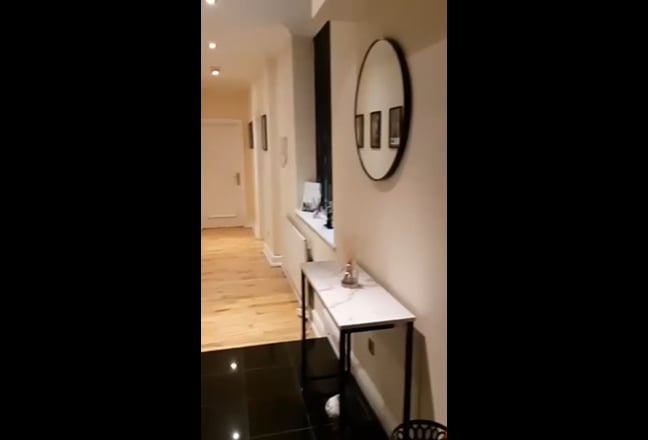 GR8 Room, Bathroom Share with One @NW3! Main Photo