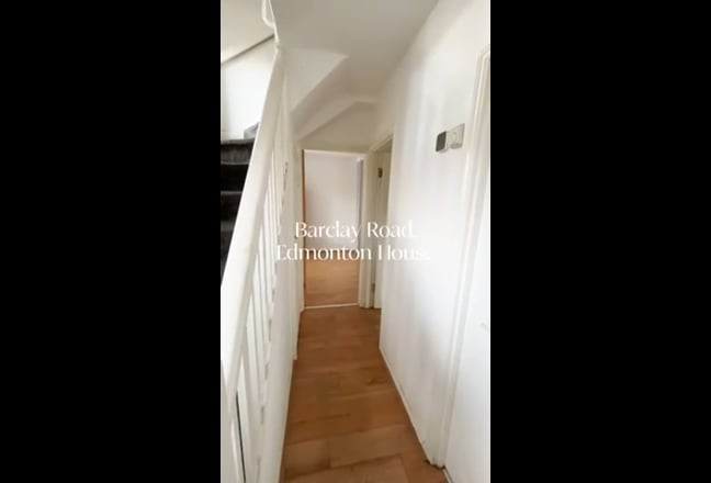 Extra Large Double Room – Bills Included Main Photo