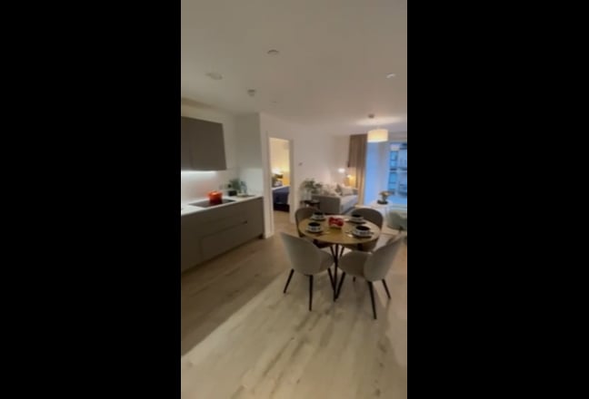 1 double room available, close to city centre! Main Photo