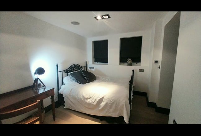 Mid week professional flat share in Belsize Park Main Photo