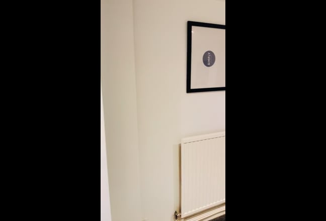 Luxury Ensuite - Own Private Entrance & Privacy Main Photo