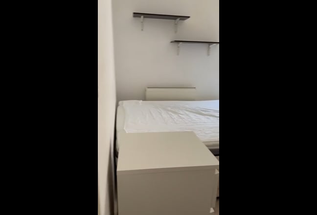 Double room for woman Main Photo