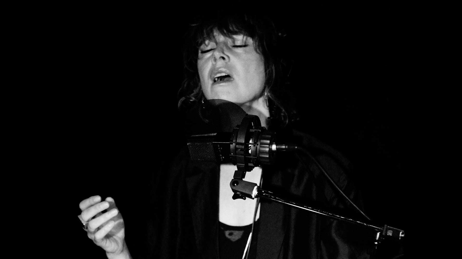 ERIKA ANGELL @ PHI Nord 2025 : performance + entrevue