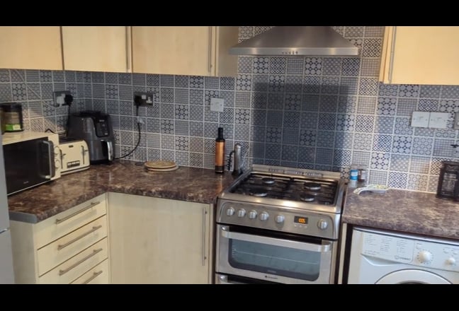 Beautiful Large Room in Peaceful Central Reading Main Photo