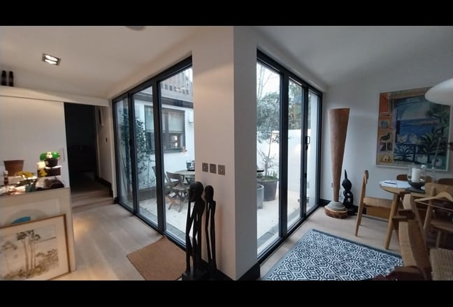 Mid week professional flat share in Belsize Park Main Photo
