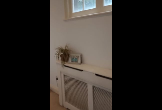 Great 1 double bed flat in KIng's Cross Main Photo