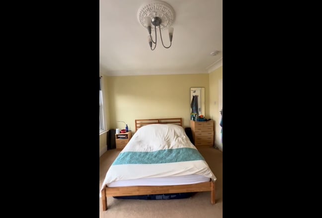 Large and Bright Double Room,  2 m Tube, N22 Main Photo