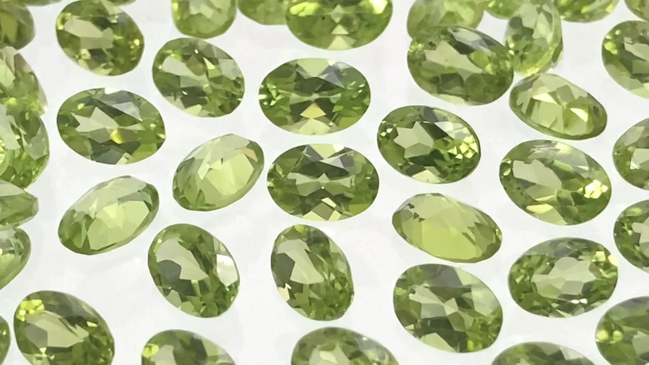 宝石質ペリドット AAA- ルース オーバルファセットカット6×4mm 5粒