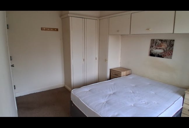 🌟 Spacious Double En-suite 🌟Available 28th Oct Main Photo