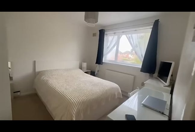 Double Room available to rent in Leicester LE3 Main Photo