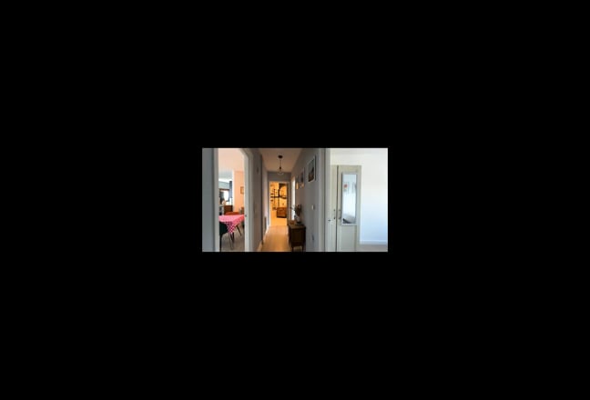 2 bed flat w/ private parking - Forest hill Main Photo