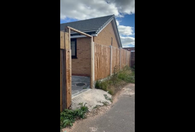 New build en suite bedroom  Main Photo