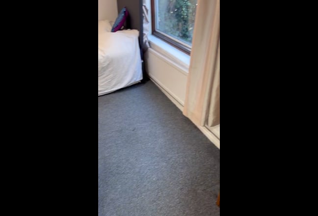 2 double rooms now available in popular location Main Photo
