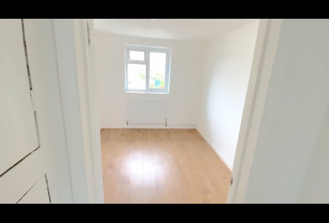 Ashford 1 Bedroom + Study - &pound;1,000- &pound;1,150  Main Photo