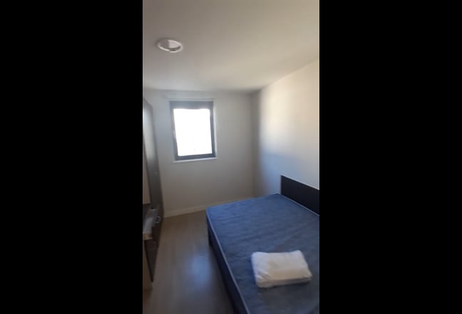 Ensuite room at St Davids, (two weeks’  Rent free) Main Photo
