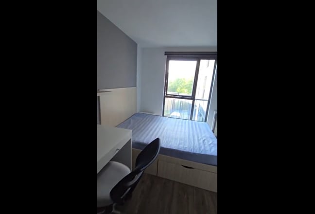 Premium Plus Room &pound;335pw Main Photo
