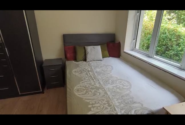 Wonderful Double Rooms in Wollaton!  Main Photo