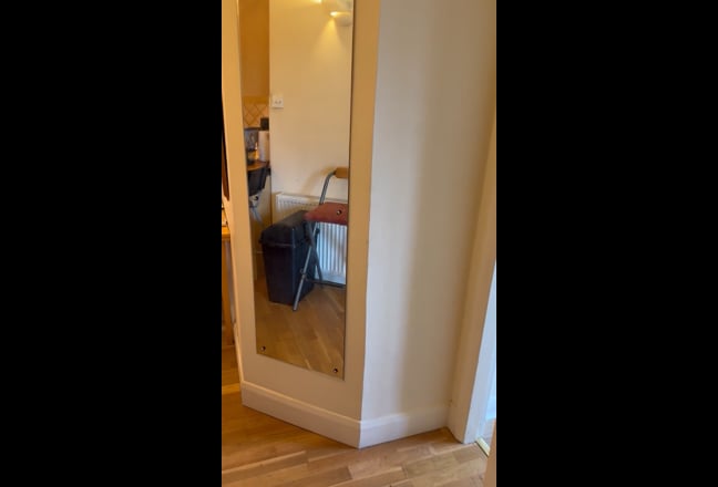 3 Double Bedrooms Available in Shepherds Bush W12 Main Photo