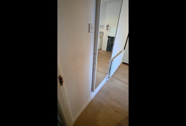Video 1: A great size double bedroom.