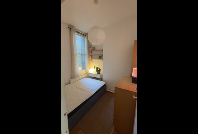 Cosy Highgate Room Main Photo