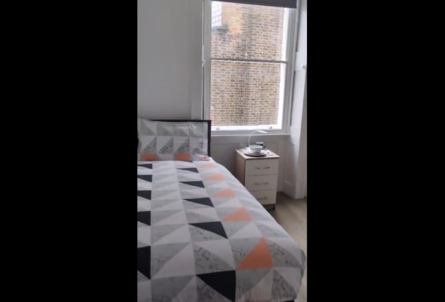 Cosy Ensuite Student Flat near UCL, With Amenities Main Photo