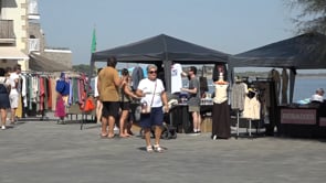 L'edició de tardor de la Botiga al Carrer reuneix més parades, però la calor provoca un descens de clients