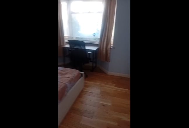 Double bedroom for rent Main Photo
